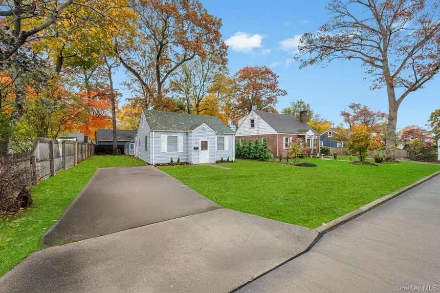 19 Admiral Street, Port Jefferson Station, NY 11776 - Image #2