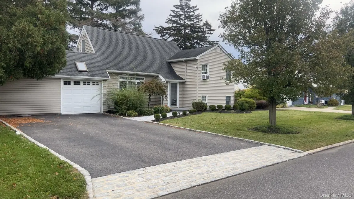 1465 Lincoln Boulevard, Bay Shore, NY 11706 - Image #1