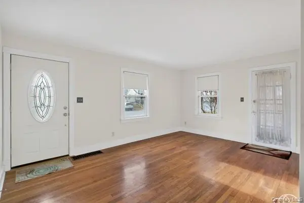 36 Wintergreen Avenue, Newburgh, NY 12550 - Image #2