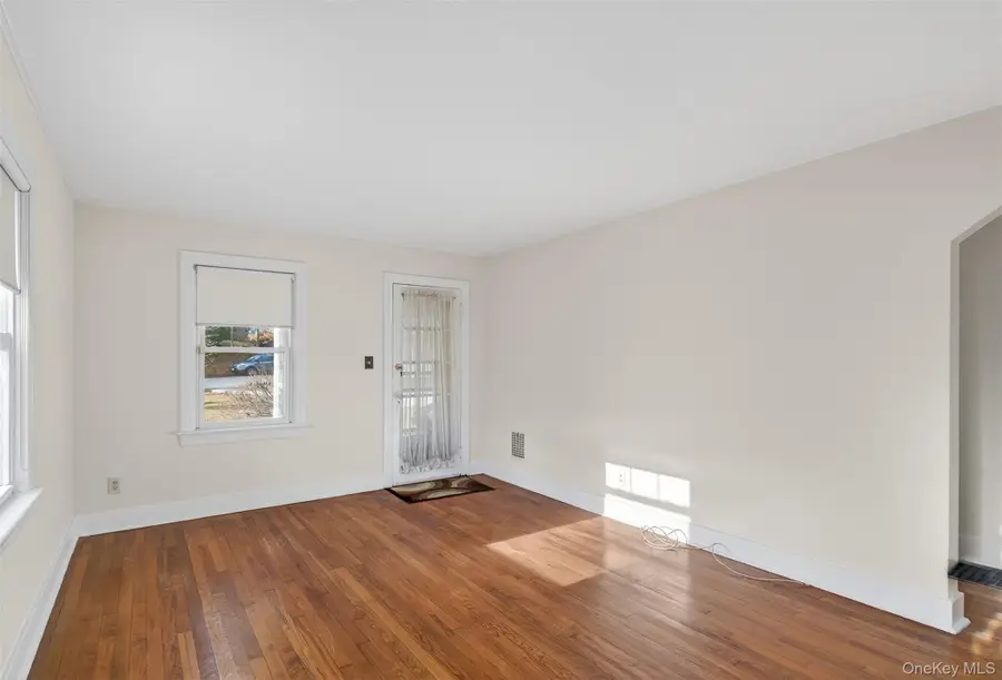 36 Wintergreen Avenue, Newburgh, NY 12550 - Image #3