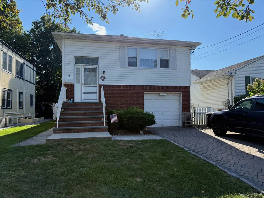 218 Colony Colony Street, West Hempstead, NY 11552 - Image #2