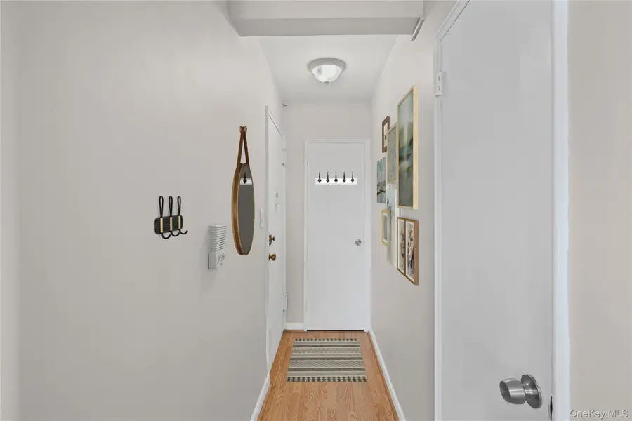 504 Merrick Road #4E, Lynbrook, NY 11563 - Image #3