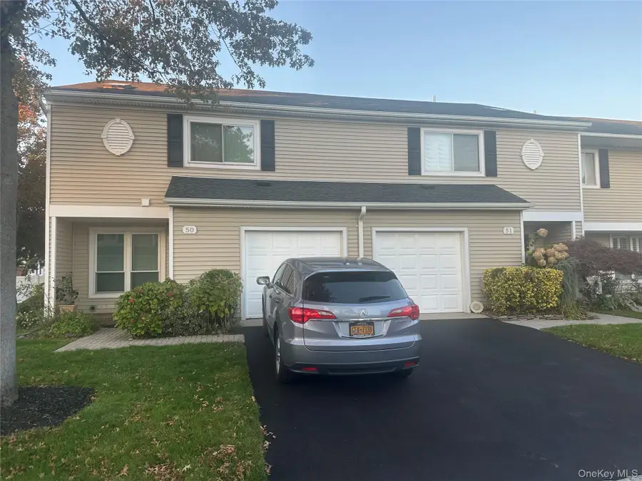 100 Baker Court #50, Island Park, NY 11558 - Image #2