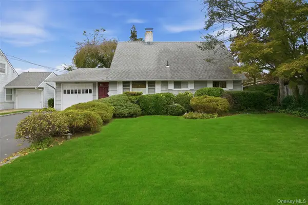 150 Kingfisher Road, Levittown, NY 11756