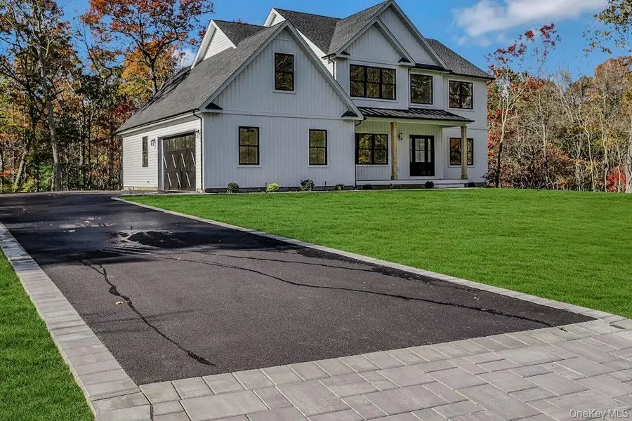 20 Bunker Lane, Middle Island, NY 11953 - Image #2