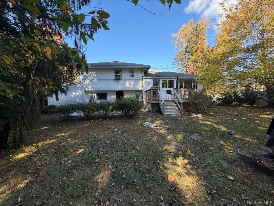 48 Earl Road, Melville, NY 11747 - Image #2
