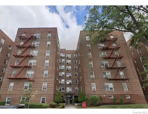 63-85 Woodhaven Blvd #1A2, Rego Park, NY 11374