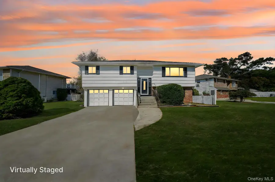 265 Kellum Street, West Babylon, NY 11704 - Image #2