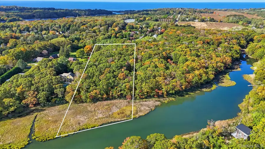 1050 Greton Court, Mattituck, NY 11952 - Image #3