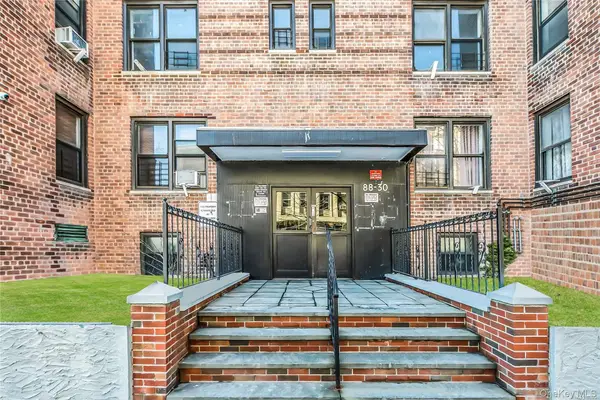 88-30 182 Street #4D, Hollis, NY 11423