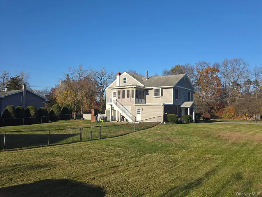 15 Milano Drive, Poughkeepsie, NY 12603 - Image #2