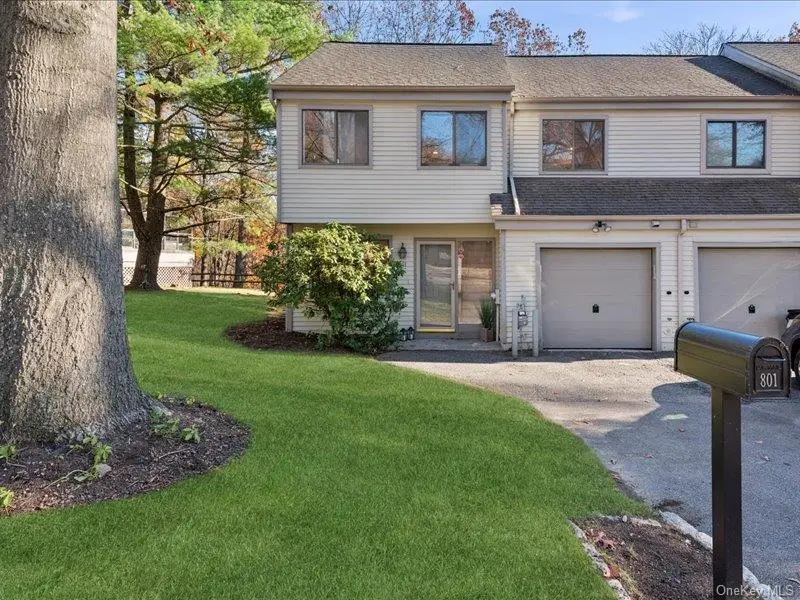 801 Hunters Run, Dobbs Ferry, NY 10522 - Image #1