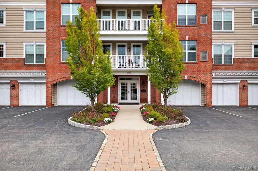 736 Regency Drive, Fishkill, NY 12524 - Image #3