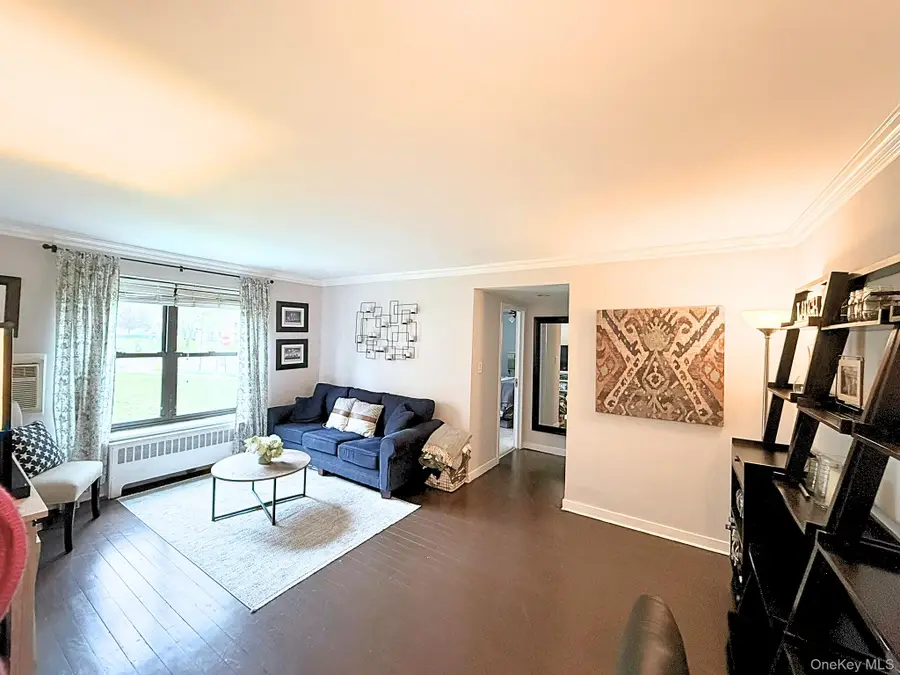 5 Terrace Circle #1G, Great Neck, NY 11021 - Image #3