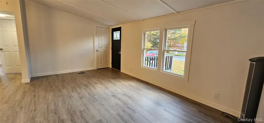 25 Railroad Avenue, Long Eddy, NY 12760 - Image #2