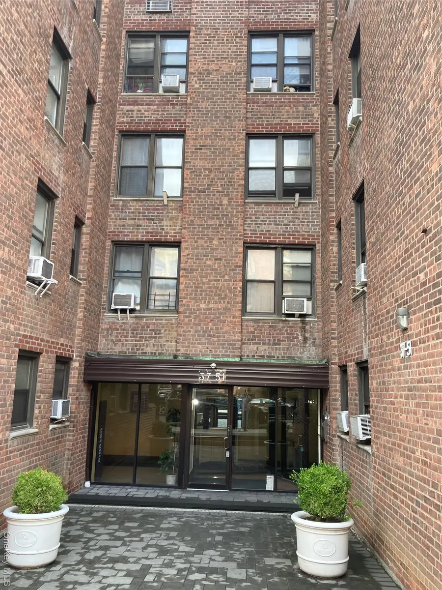 105-15 66 #3F, Forest Hills, NY 11375 - Image #2
