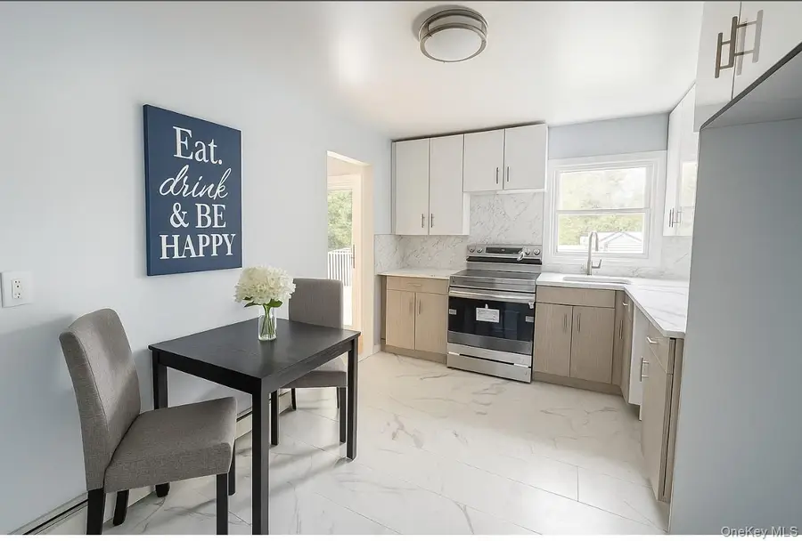 324 Buckingham Road, Cedarhurst, NY 11516 - Image #2