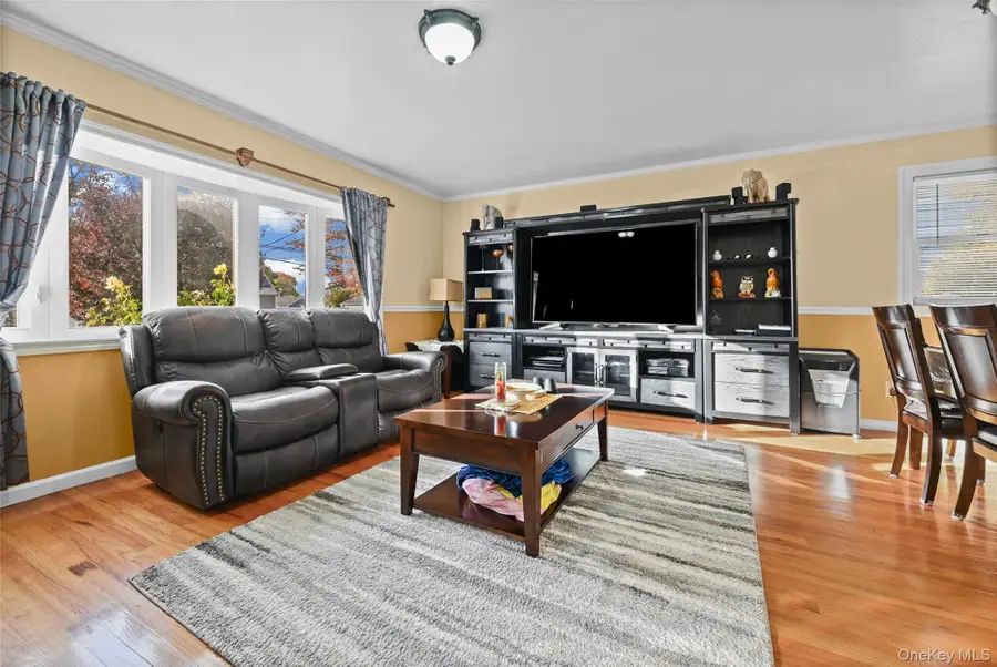 350 Sheridan Street, Westbury, NY 11590 - Image #2