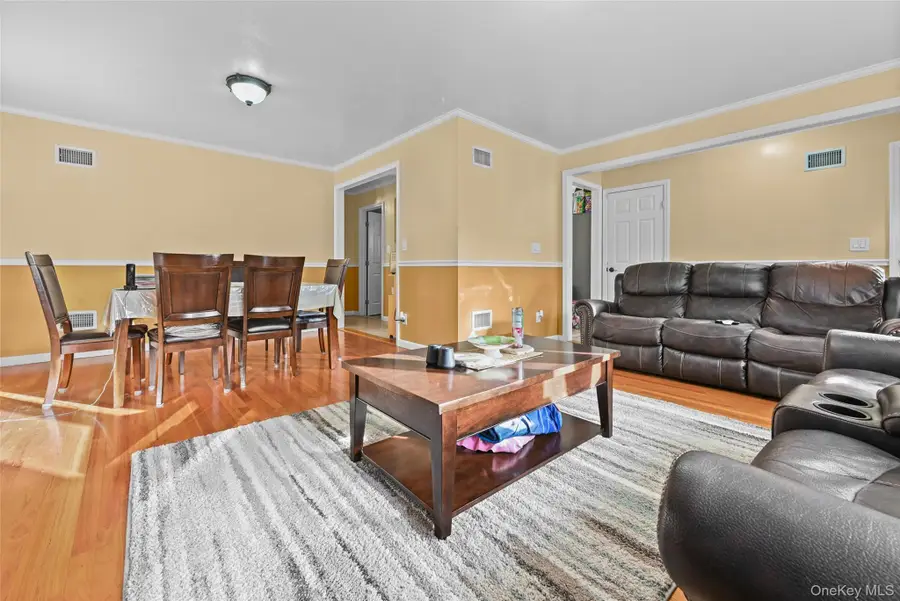 350 Sheridan Street, Westbury, NY 11590 - Image #3