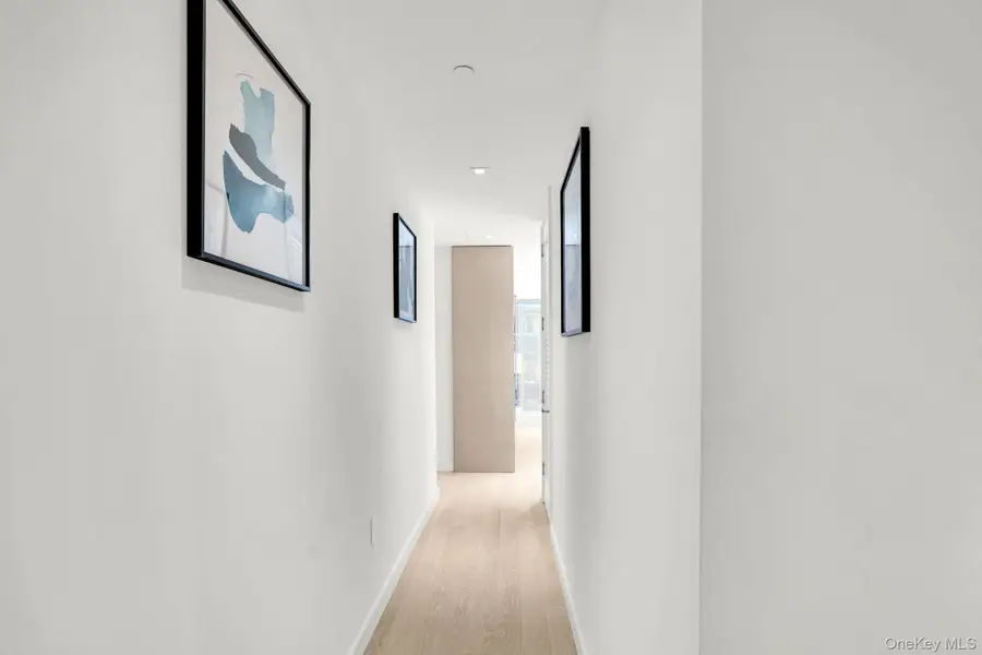 138 E 50th Street #26C, Manhattan, NY 10022 - Image #2