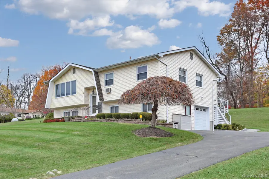 32 Headden Drive, Hillcrest, NY 10977 - Image #2