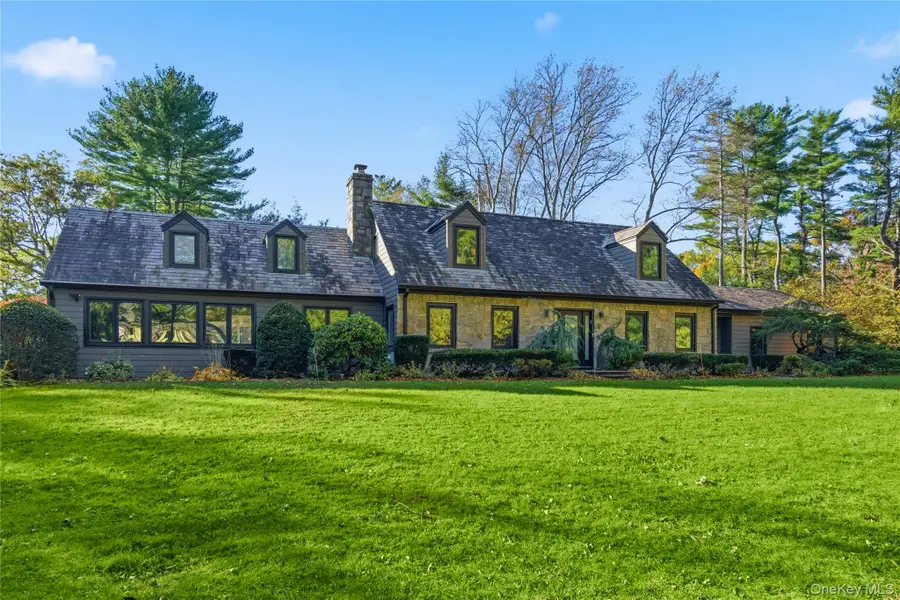 108 Bacon Road, Old Westbury, NY 11568 - Image #2