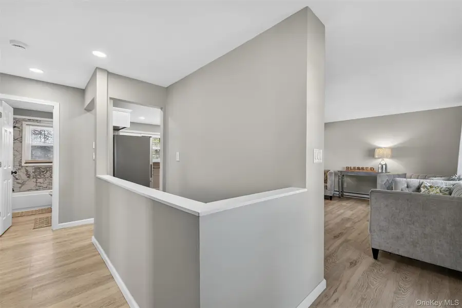 34 Round Hill Road, Walden, NY 12586 - Image #2