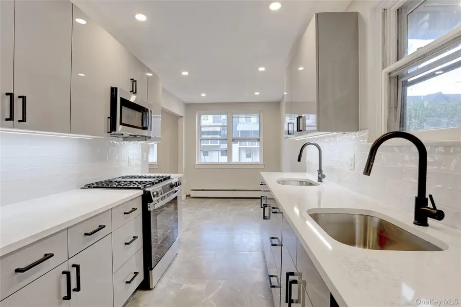 210 Kearsing Parkway #A, Monsey, NY 10952 - Image #2