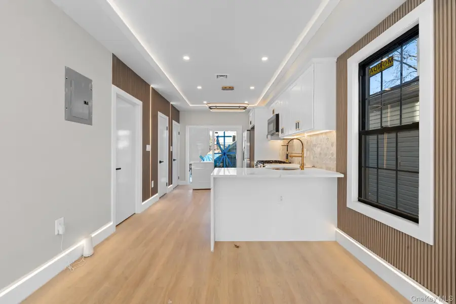 104-11 188th Street, Saint Albans, NY 11412 - Image #3