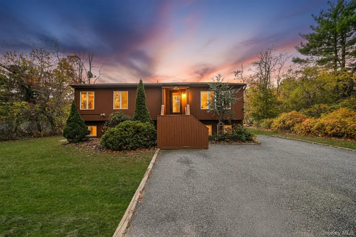 2074 Motor Parkway, Hauppauge, NY 11749 - Image #1