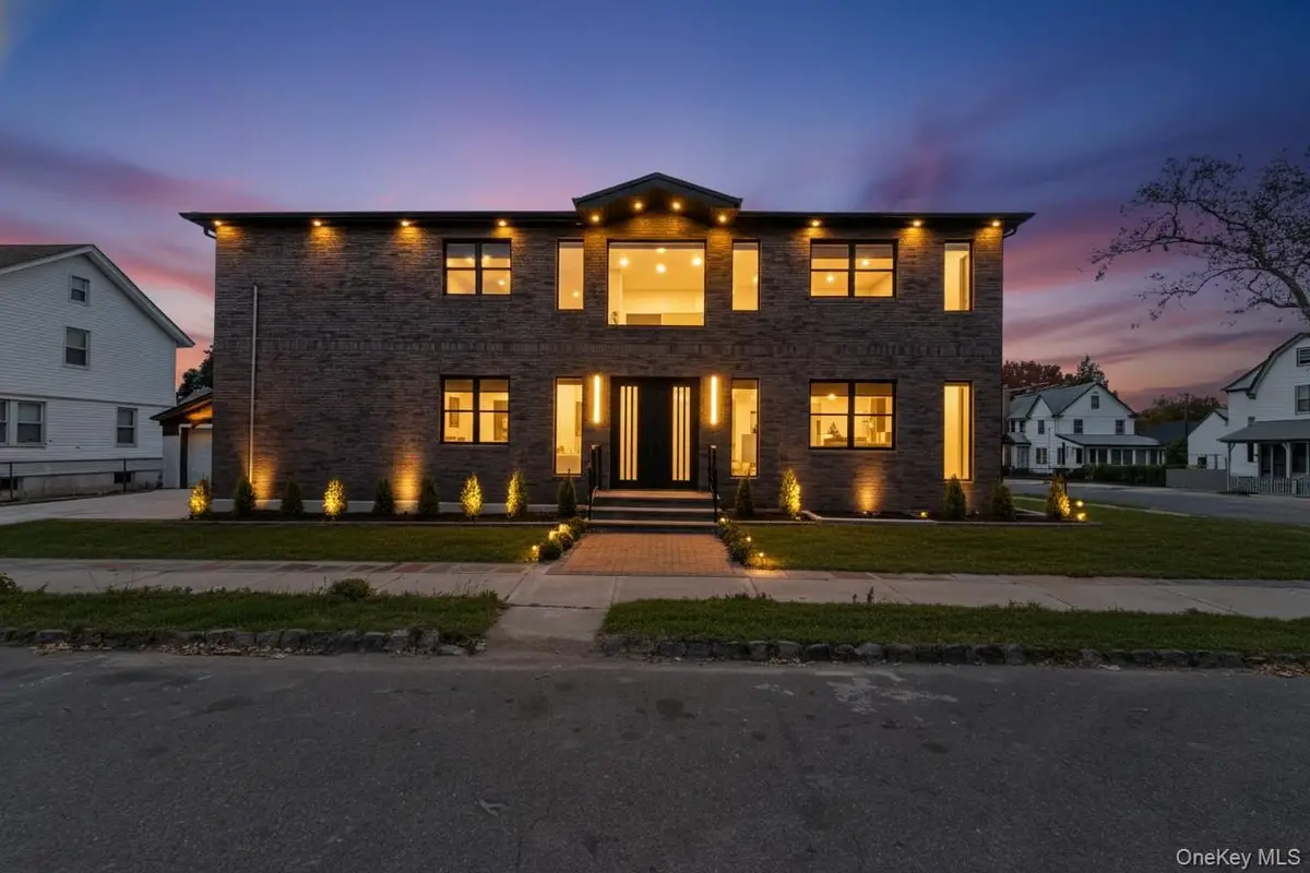 11620 194th Street, Saint Albans, NY 11412 - Image #1