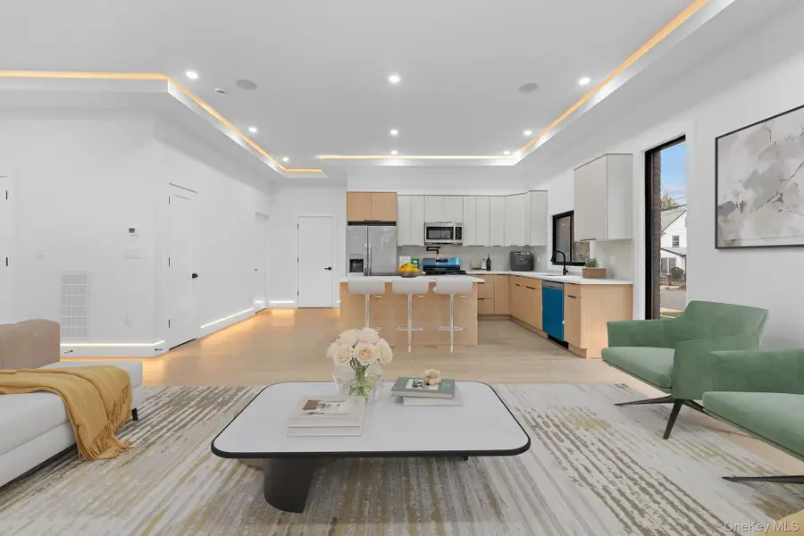 11620 194th Street, Saint Albans, NY 11412 - Image #3