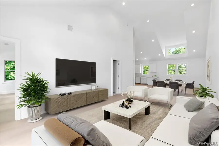 21 Montauk Hwy #2 #2, Westhampton, NY 11977 - Image #3