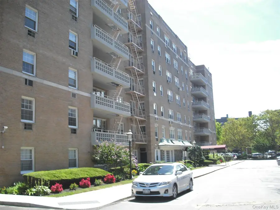 84-39 153 Ave APT 3A 153 Ave Avenue #3A, Howard Beach, NY 11414 - Image #2