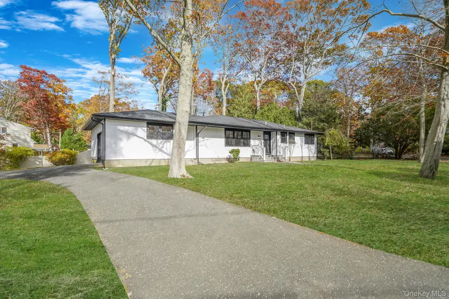 780 Westview Drive, Mattituck, NY 11952 - Image #3