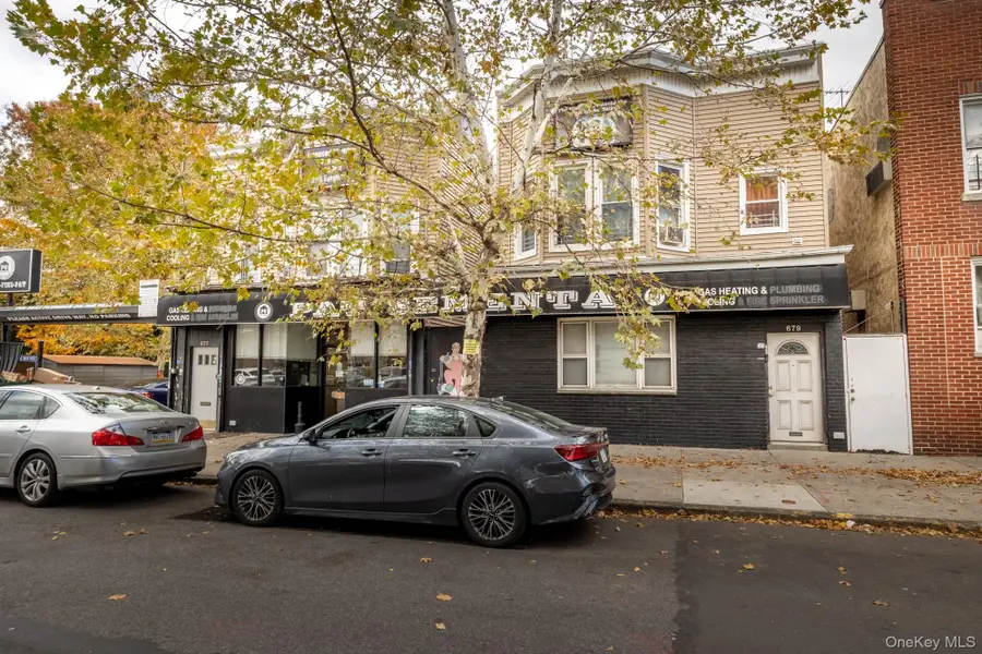 679 Van Nest Avenue, Bronx, NY 10462 - Image #2