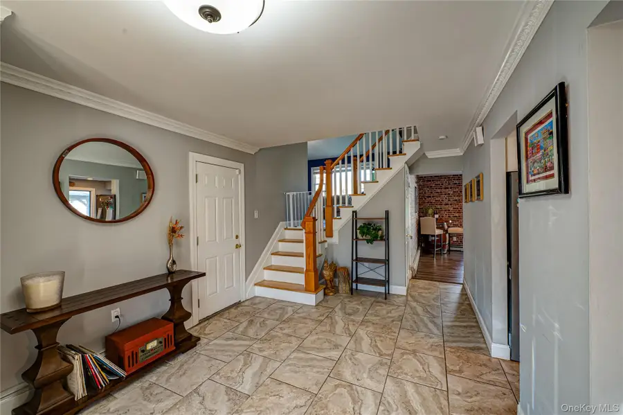 1 Freedom Court, Babylon, NY 11702 - Image #3