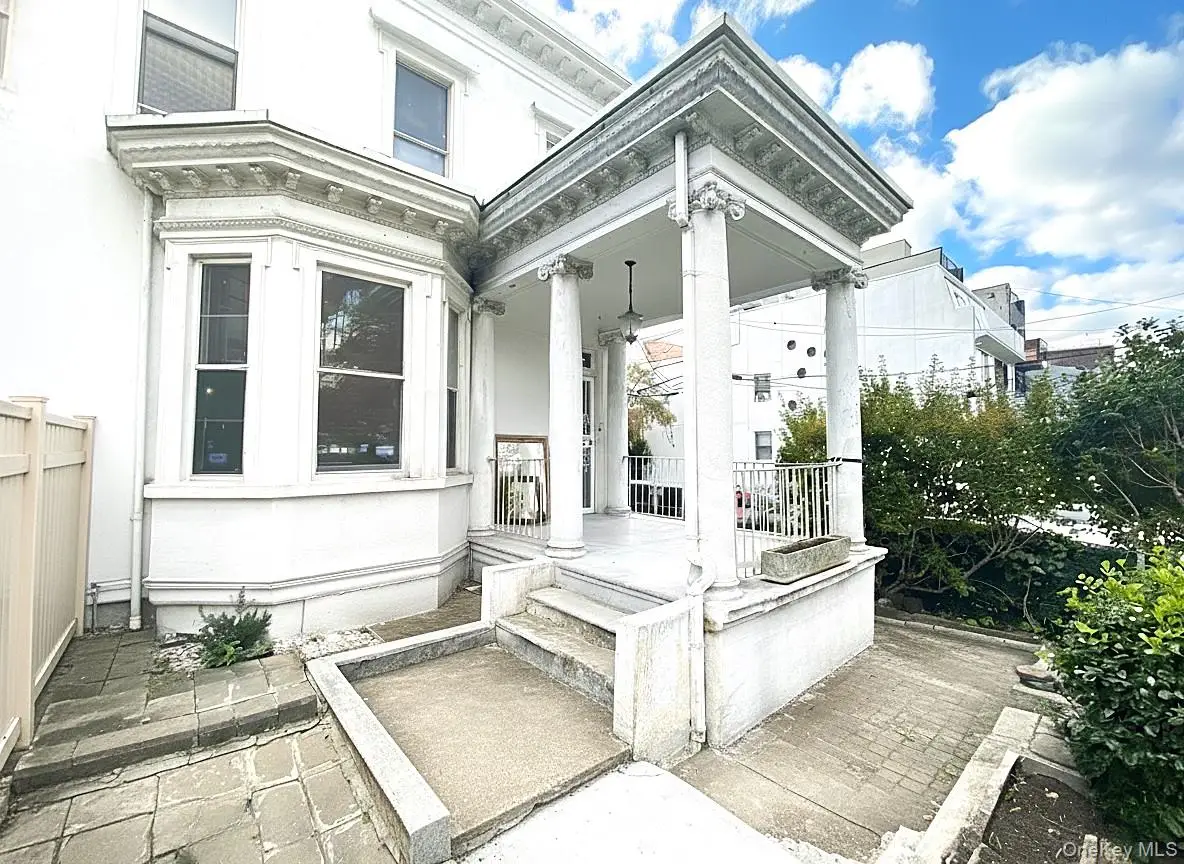 14-28 Astoria Park S, Astoria, NY 11102 - Image #1