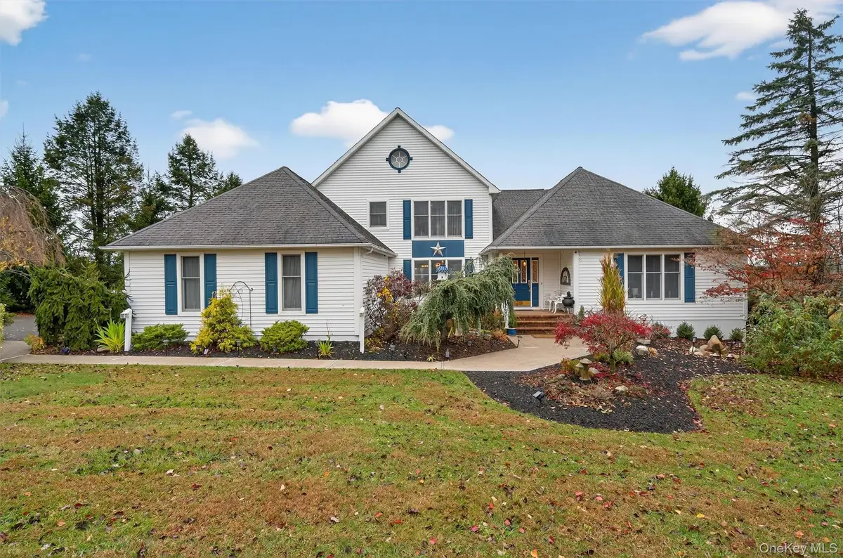 31 Almond Tree Lane, Warwick, NY 10990 - Image #1