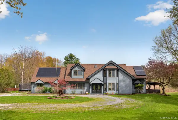 137 Blue Hill Road, Hopewell Junction, NY 12533