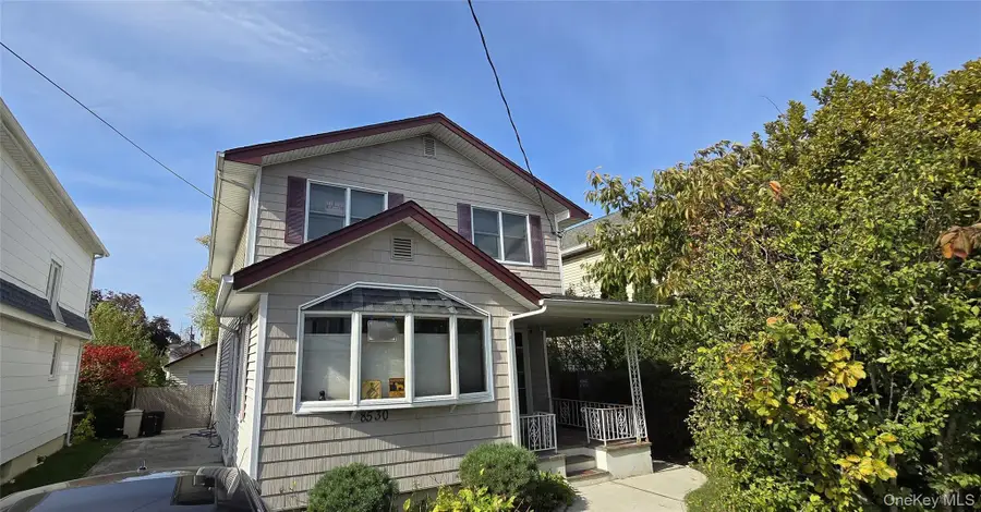 8530 261st Street, Floral Park, NY 11001 - Image #2