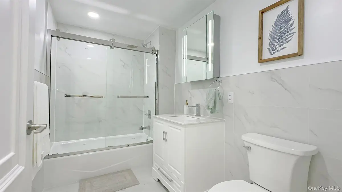 134-50 Blossom Avenue #4H, Flushing, NY 11355 - Image #1