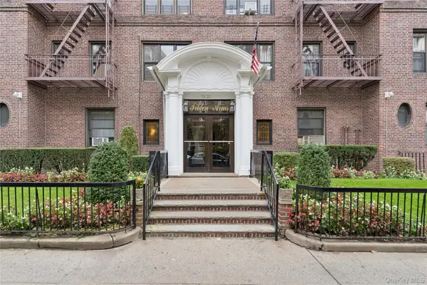 73-20 Austin Street #2E, Forest Hills, NY 11375