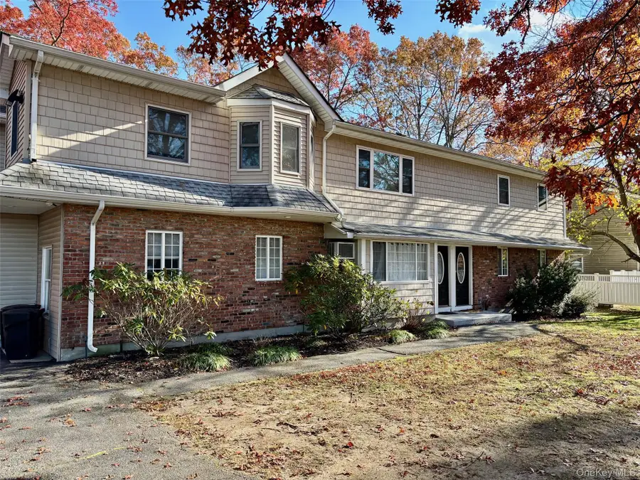 141-143 Oakdale Bohemia Road, Oakdale, NY 11769 - Image #3