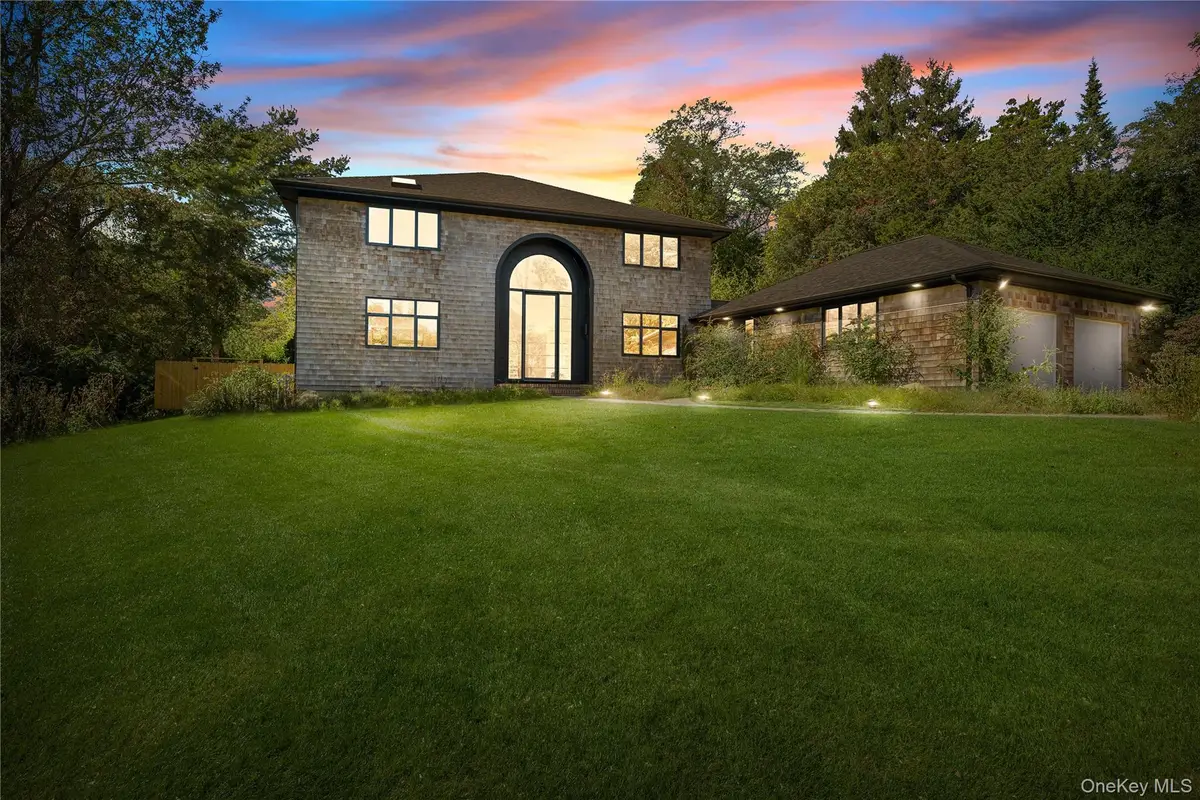 15 Atterbury Road, Southampton, NY 11968 - Image #1