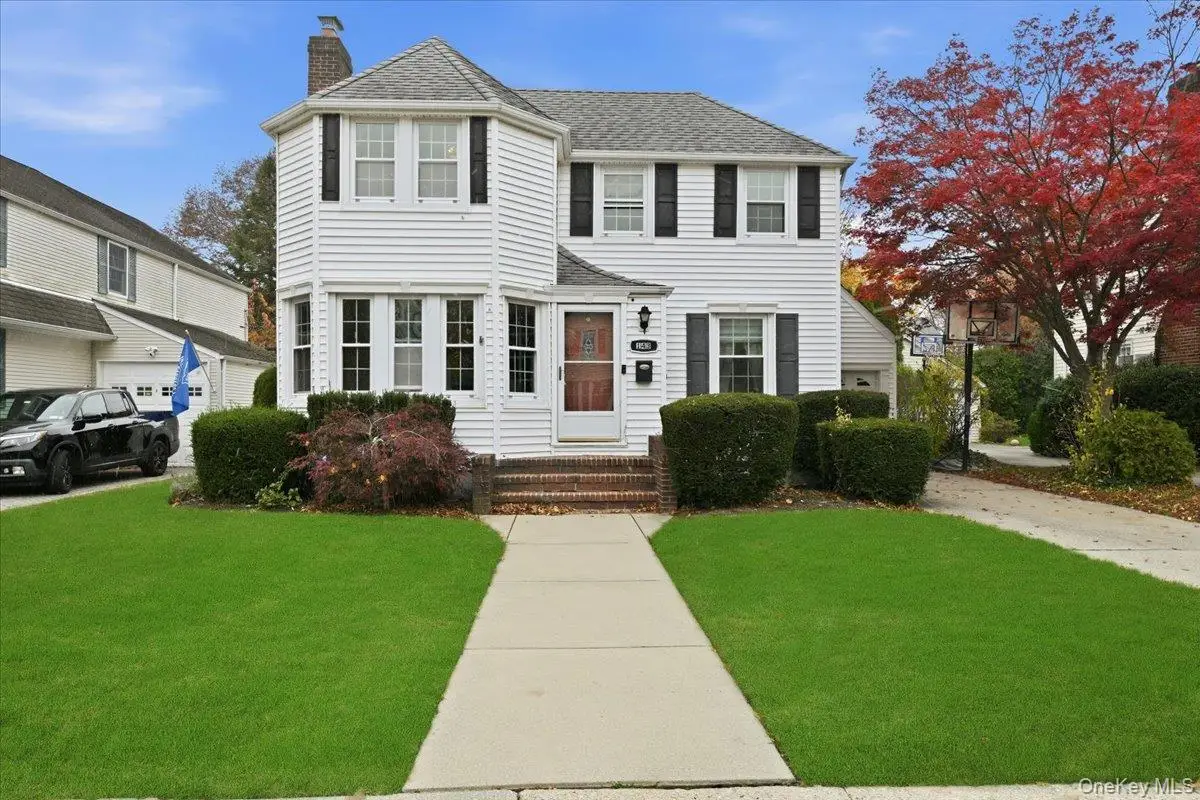 143 Bromleigh Road, Garden City, NY 11530 - Image #1