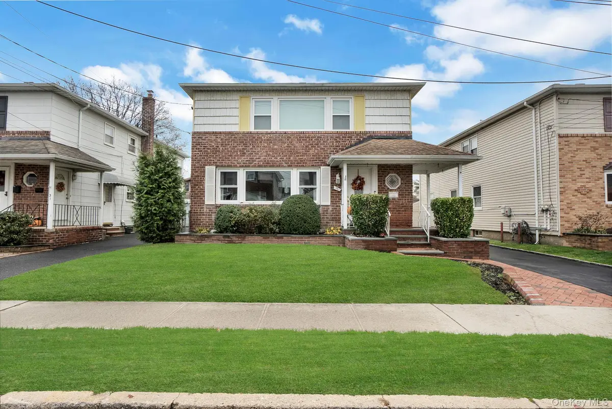 35 Gibson Boulevard, Valley Stream, NY 11581 - Image #1