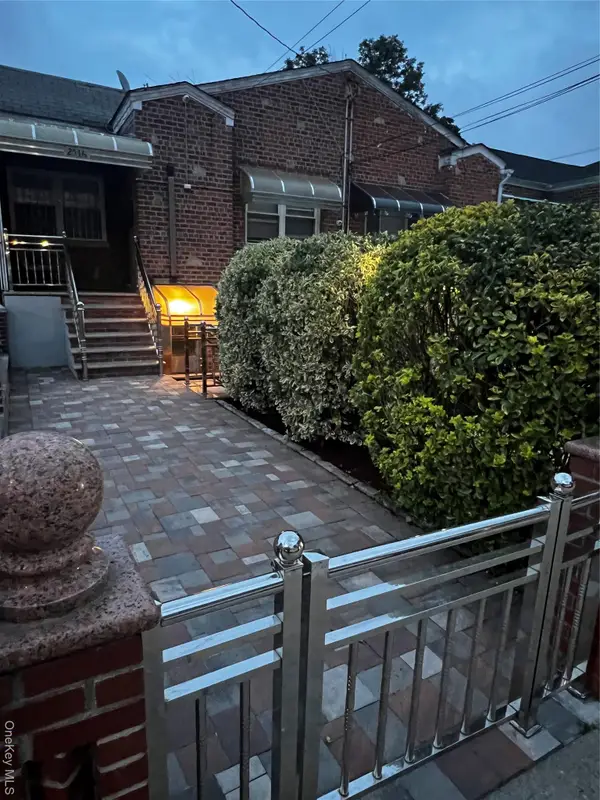 2546 Wilson Avenue, Bronx, NY 10469