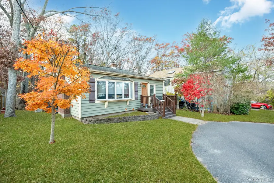180 Lakeside Trail, Ridge, NY 11961 - Image #2