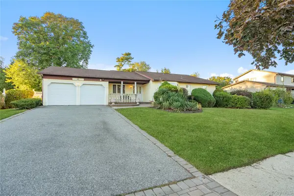 48 Fairfield Drive, Dix Hills, NY 11746